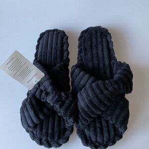 HOUSE SPA SLIPPERS FAUX FUR SLIPPERS , CROSS BANDS ANTI-SKID SOLE